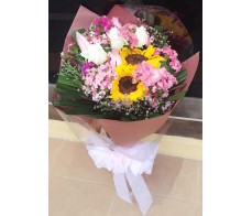 F7 SUNFLOWER WITH ROSES & MIXED FLOWERS BOUQUET